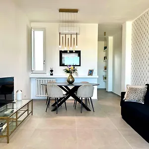 Via Dante Luxury Appartement