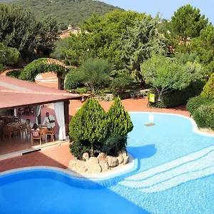 https://colonna-hotel-du-golf.in-sardinia.net